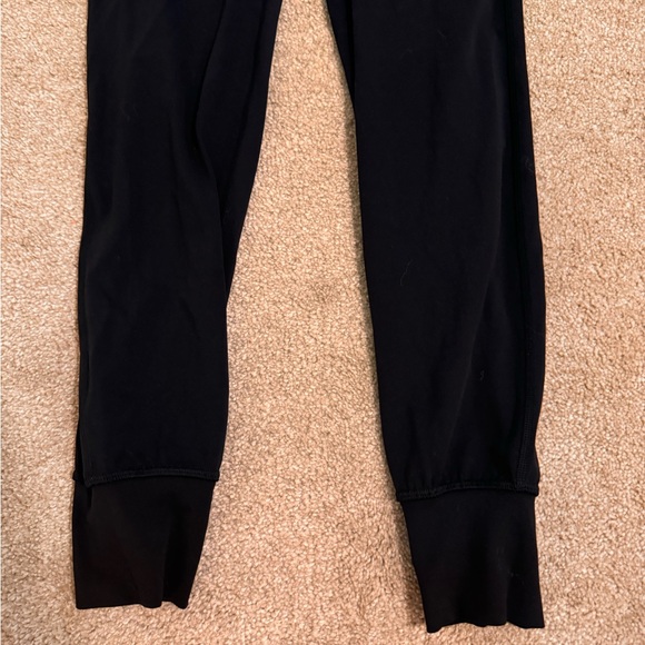 Lululemon Align Jogger - Picture 2 of 4